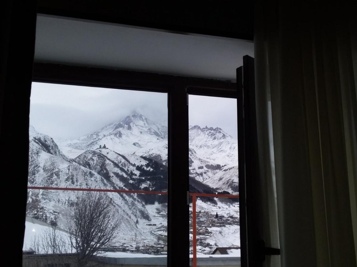 Cozy House Kazbegi Hotell Eksteriør bilde